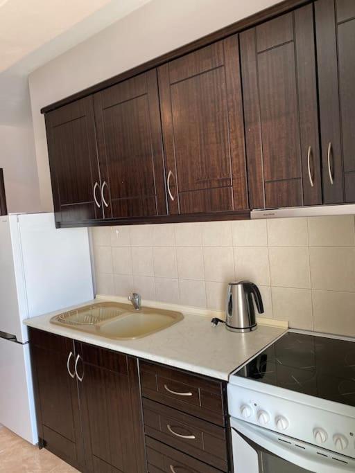 Raise Mirivili Serviced Apartment Alejandrópolis Exterior foto